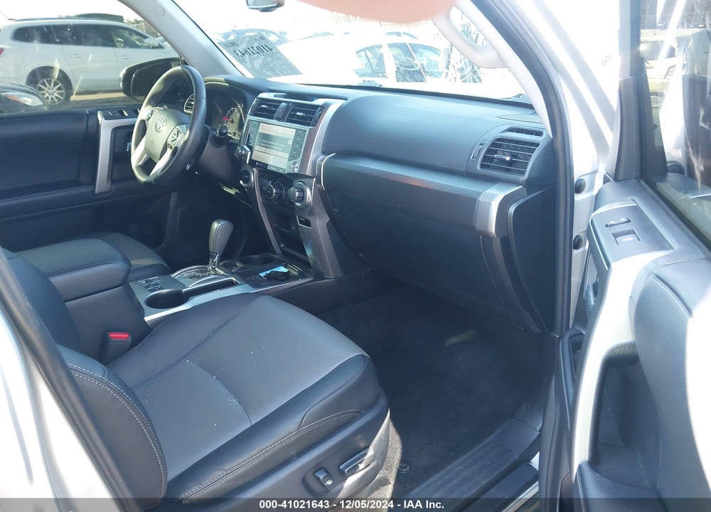 2021 TOYOTA 4RUNNER SR5 PREMIUM VIN: JTEFU5JR6M5235323