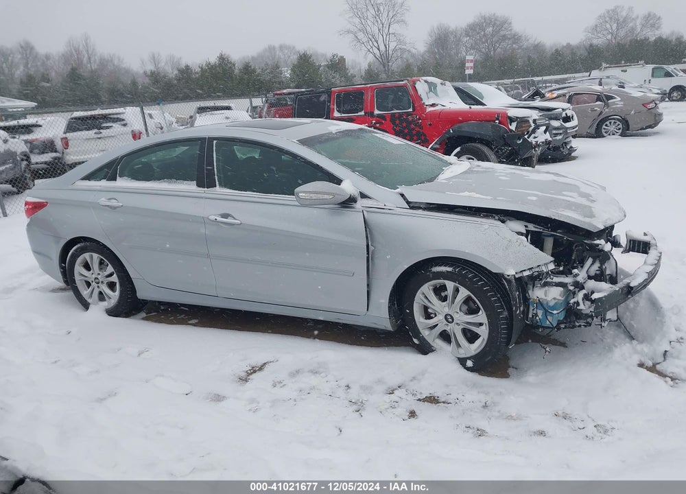 2013 HYUNDAI SONATA VIN: 5NPEC4AC6DH541317