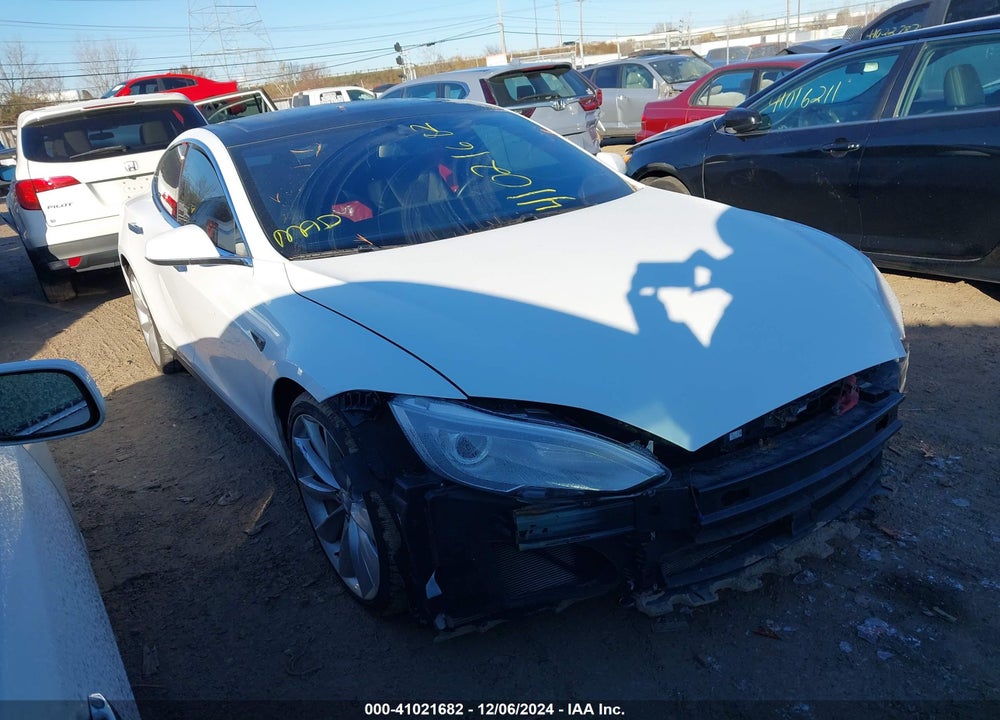 2014 TESLA MODEL S P85D VIN: 5YJSA1H24EFP63522