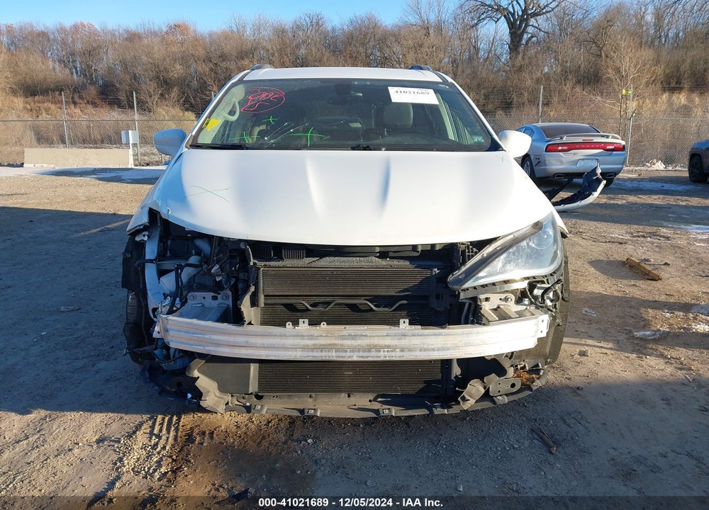 2017 CHRYSLER PACIFICA TOURING L PLUS VIN: 2C4RC1EG7HR628858