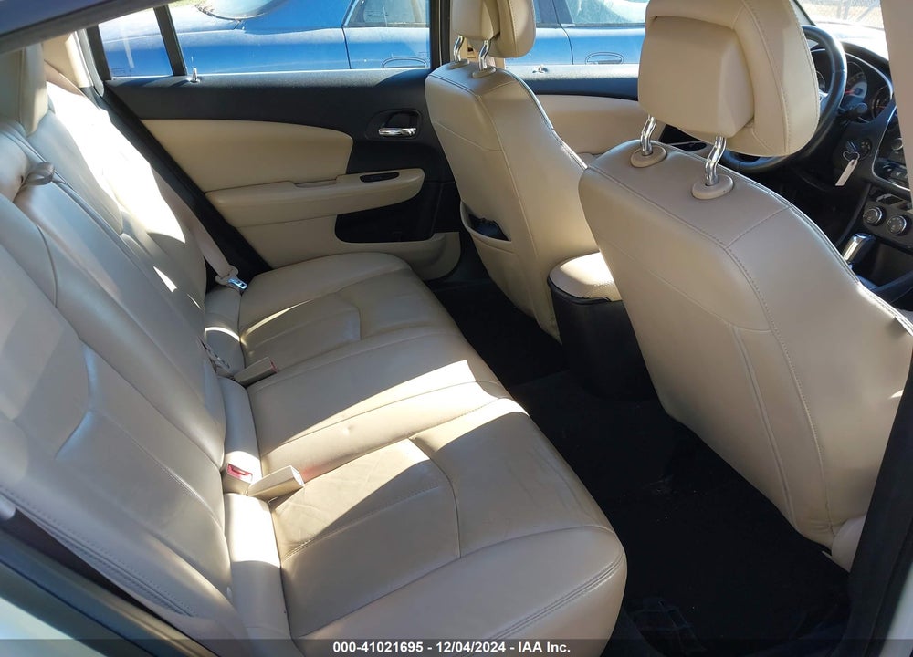 2013 CHRYSLER 200 LIMITED VIN: 1C3CCBCG9DN569225