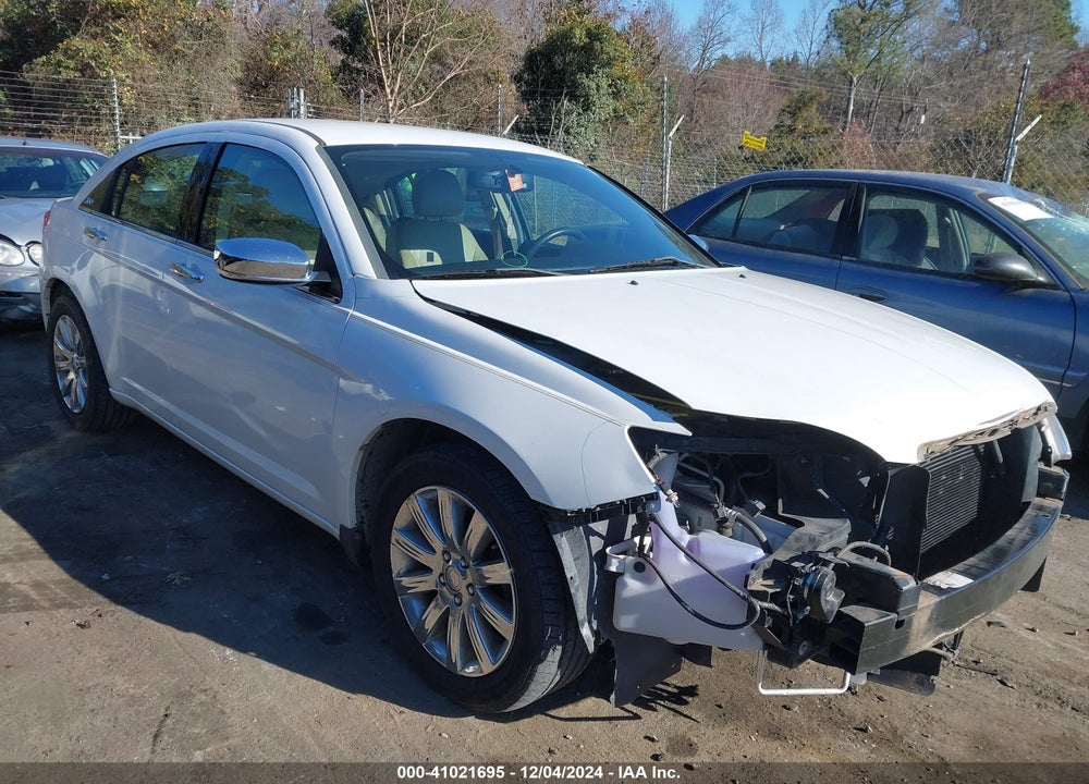 2013 CHRYSLER 200 LIMITED VIN: 1C3CCBCG9DN569225