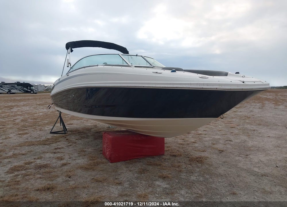 2011 SEA RAY OTHER VIN: SERV1626I011