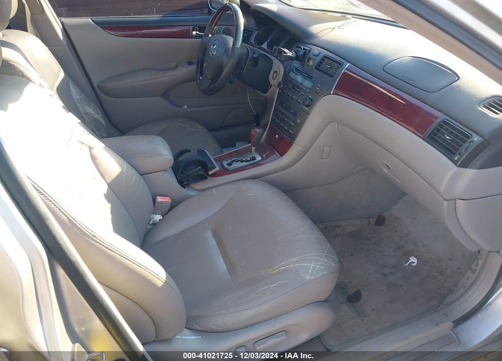 2003 LEXUS ES 300 VIN: JTHBF30G230130869