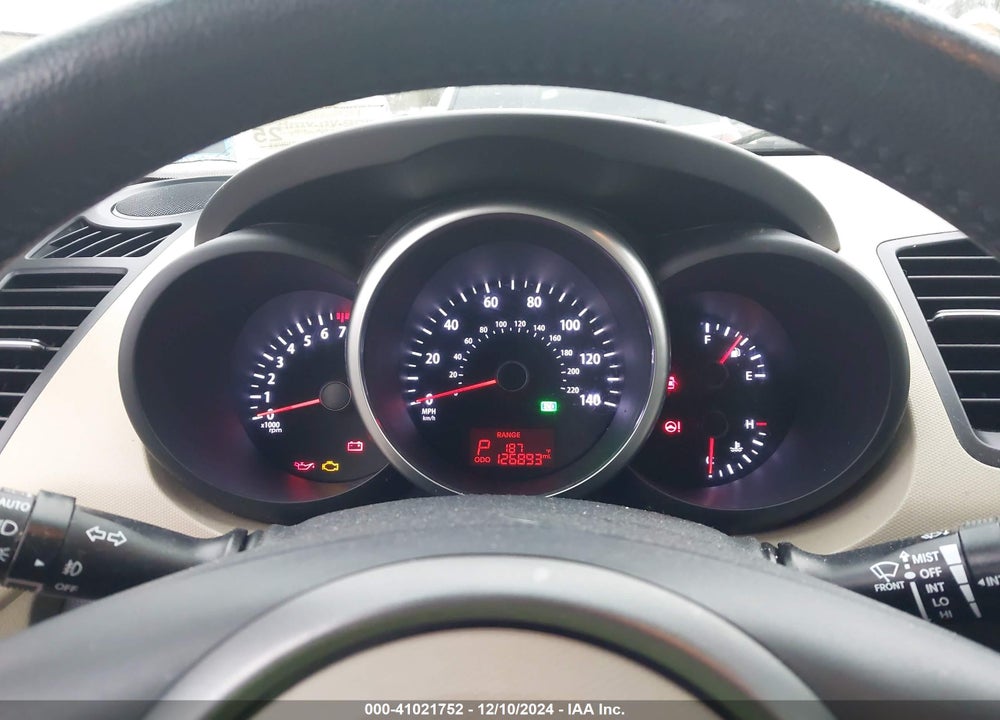 2012 KIA SOUL VIN: KNDJT2A67C7425222