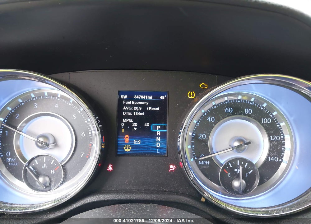 2014 CHRYSLER 300 UPTOWN EDITION VIN: 2C3CCAAG2EH327593