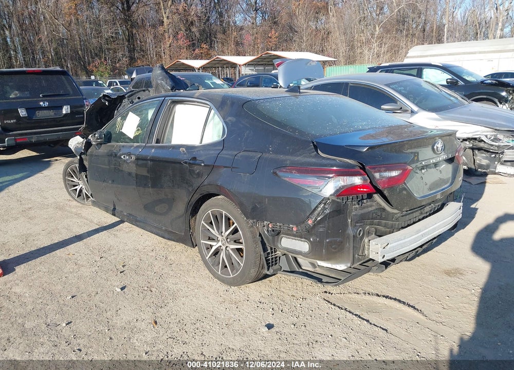 2021 TOYOTA CAMRY VIN: 4T1G11AK4MU408710