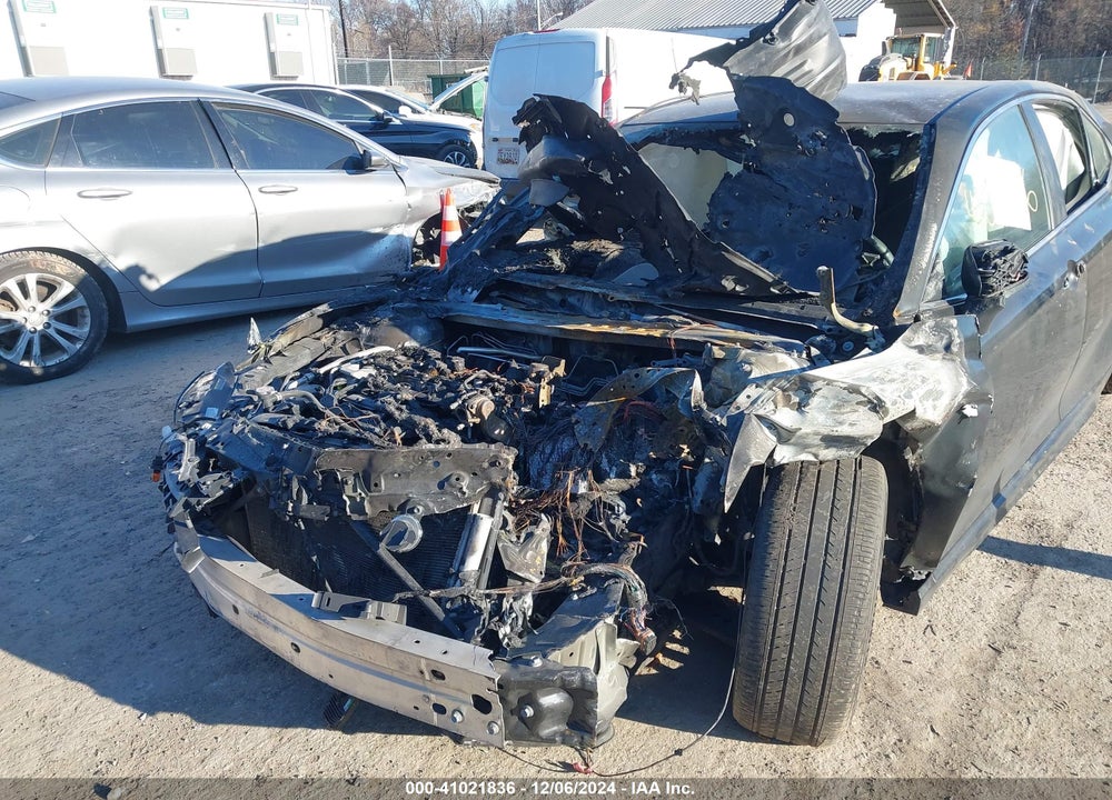 2021 TOYOTA CAMRY VIN: 4T1G11AK4MU408710