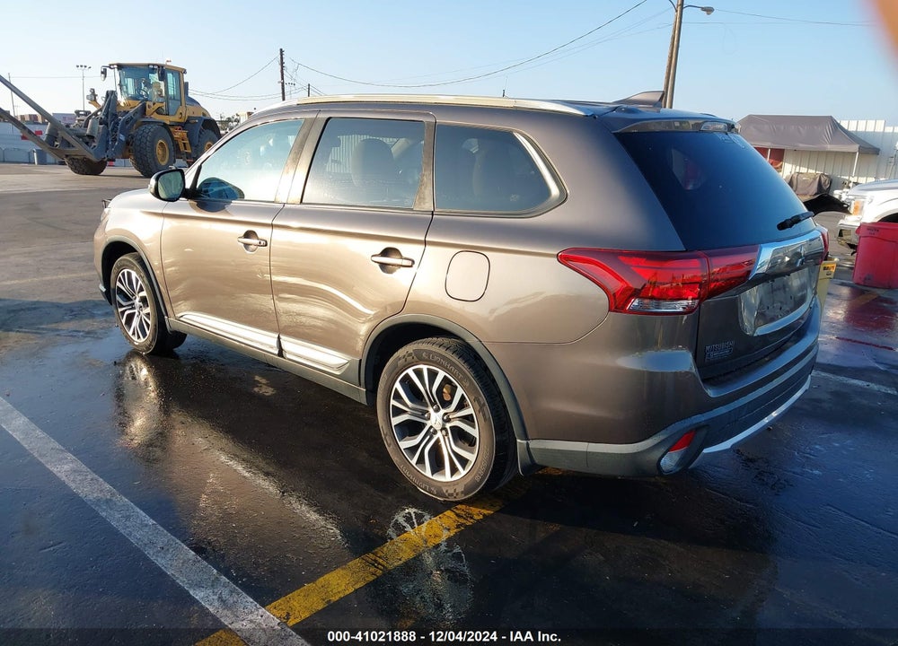 2018 MITSUBISHI OUTLANDER SE/SEL VIN: JA4AZ3A35JZ009787