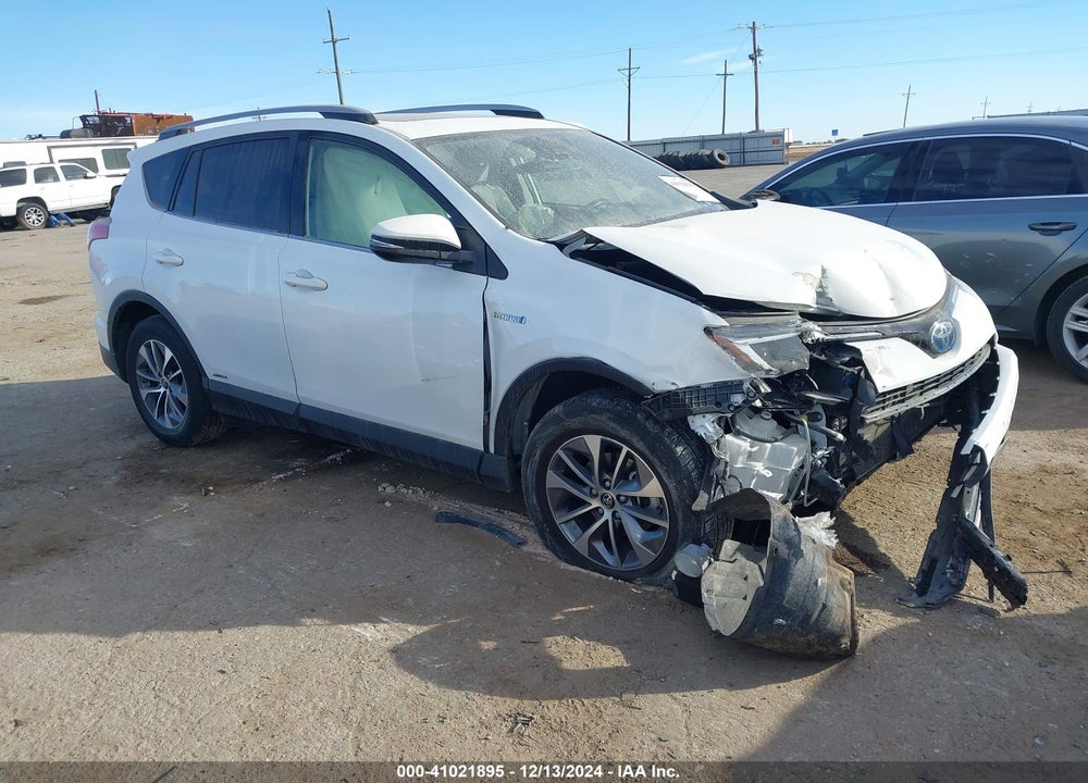 2017 TOYOTA RAV4 HYBRID XLE VIN: JTMRJREV8HD111817