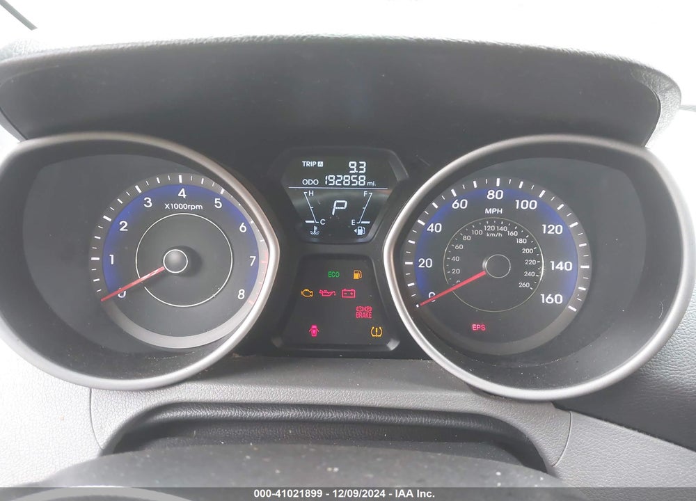 2012 HYUNDAI ELANTRA VIN: KMHDH4AE6CU403887
