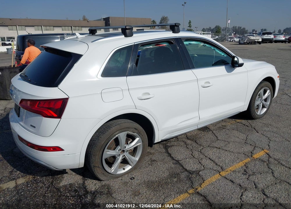 2020 AUDI Q5 PREMIUM 45 TFSI QUATTRO S TRONIC VIN: WA1ANAFY6L2043611