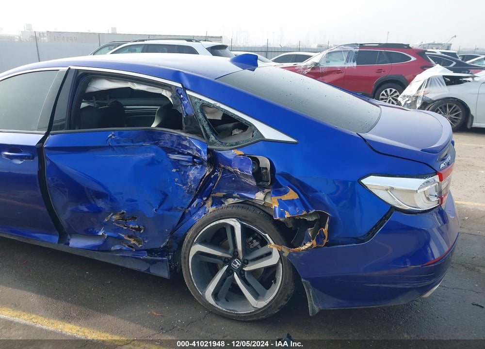 2018 HONDA ACCORD VIN: 1HGCV1F38JA074477
