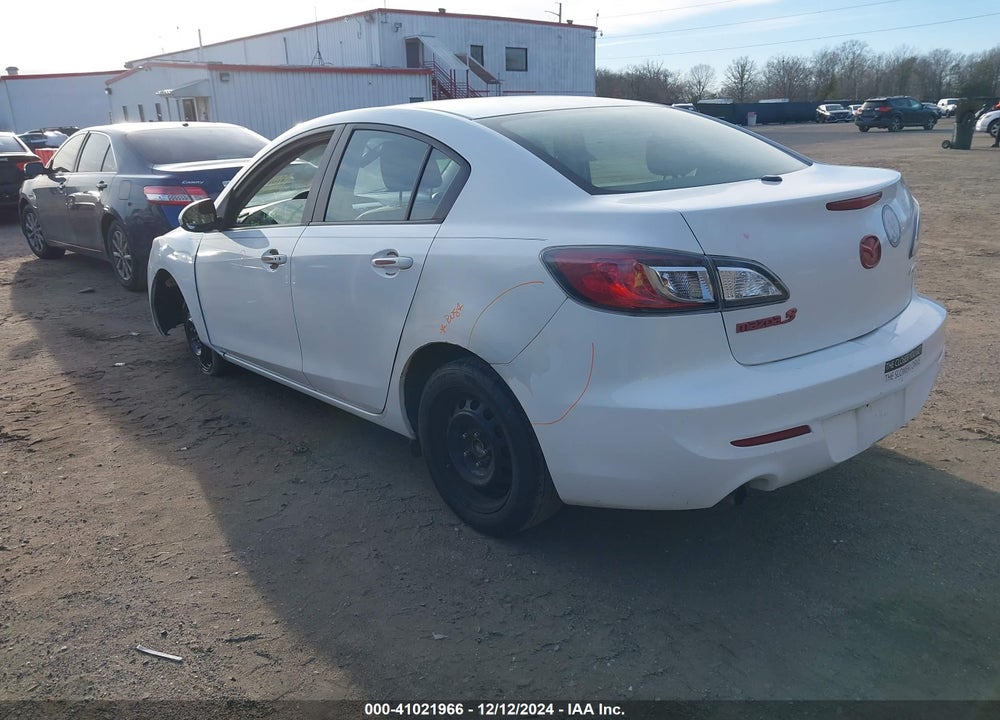 2013 MAZDA 3 I TOURING VIN: JM1BL1VP2D1812539