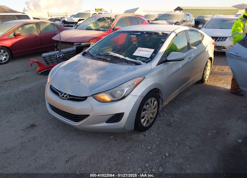 2012 HYUNDAI ELANTRA VIN: 5NPDH4AE8CH115268