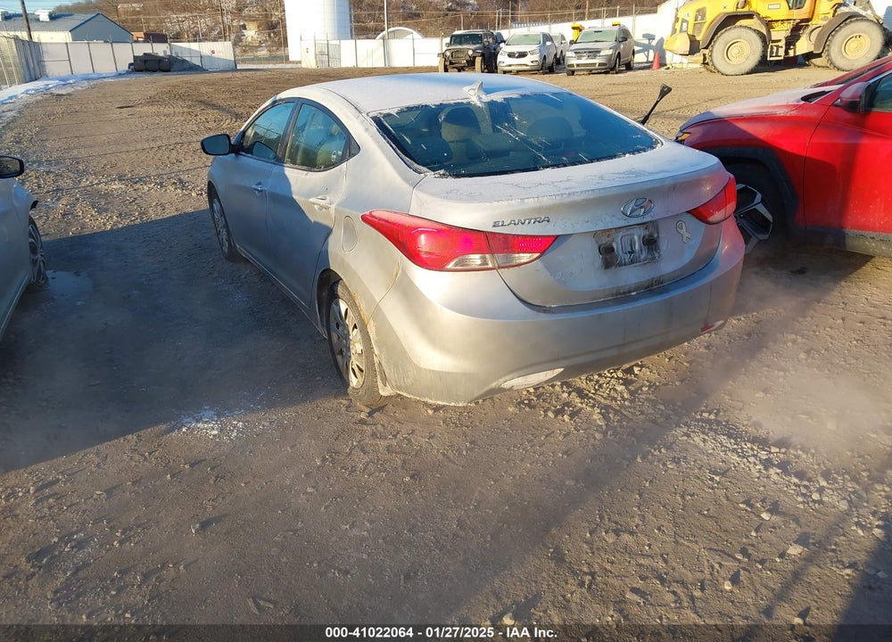 2012 HYUNDAI ELANTRA VIN: 5NPDH4AE8CH115268
