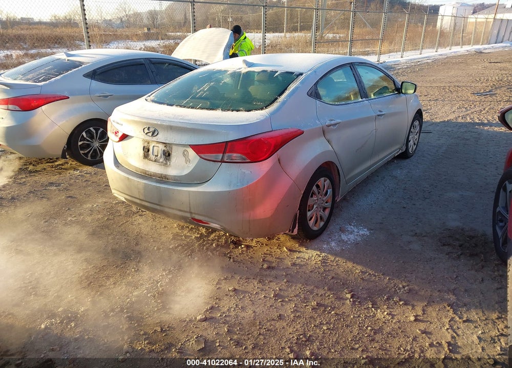 2012 HYUNDAI ELANTRA VIN: 5NPDH4AE8CH115268