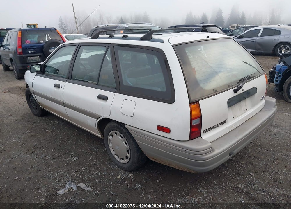 1992 FORD ESCORT LX VIN: 3FAPP15J3NR137545
