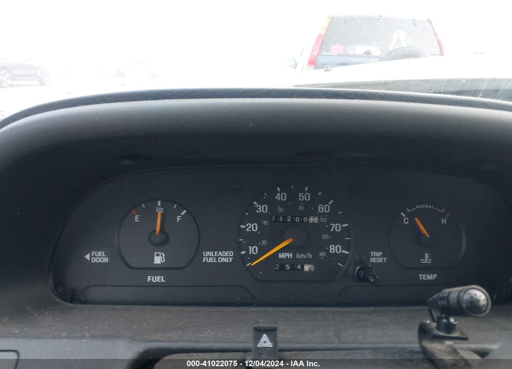 1992 FORD ESCORT LX VIN: 3FAPP15J3NR137545