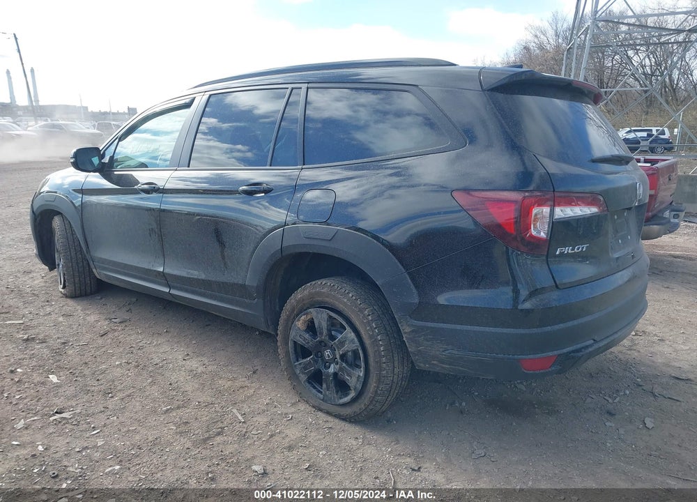 2022 HONDA PILOT AWD TRAILSPORT VIN: 5FNYF6H81NB098138