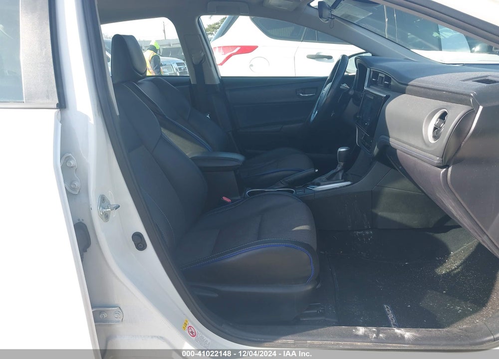 2018 TOYOTA COROLLA VIN: 5YFBURHE5JP764340