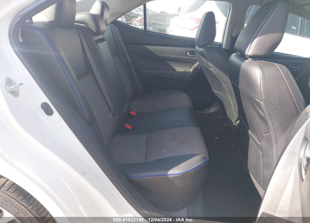 2018 TOYOTA COROLLA VIN: 5YFBURHE5JP764340