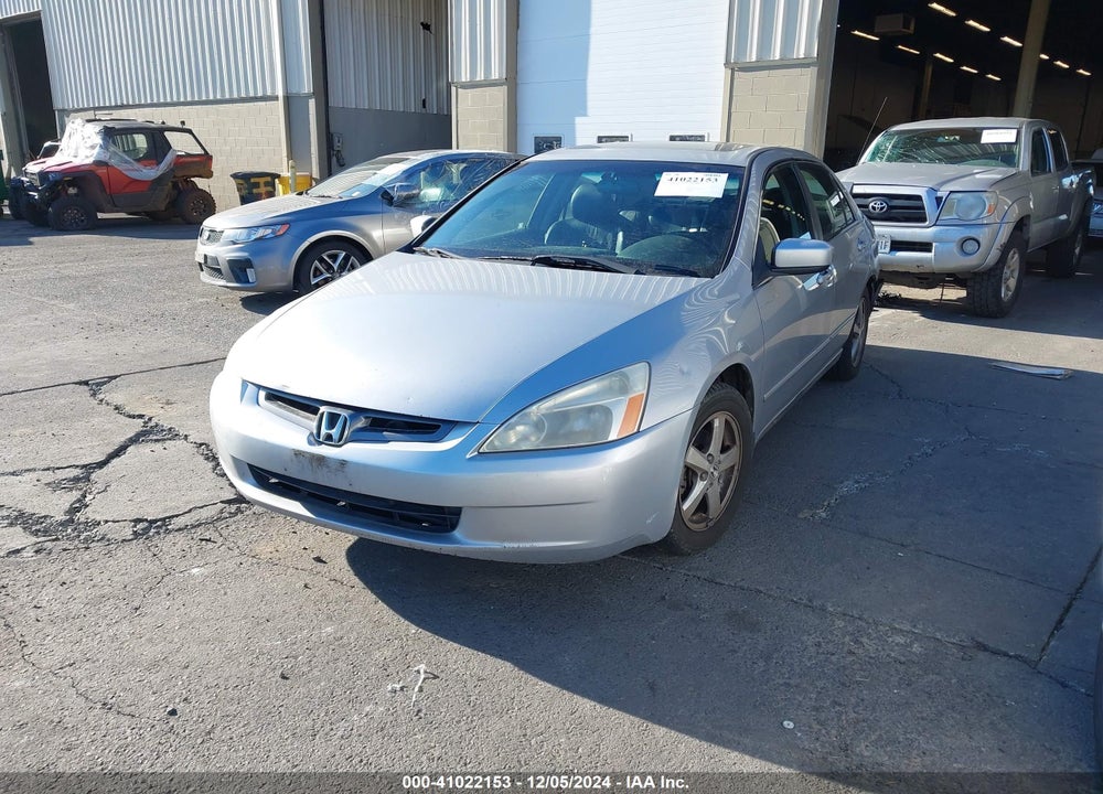 2004 HONDA ACCORD 2.4 EX VIN: JHMCM568X4C021999