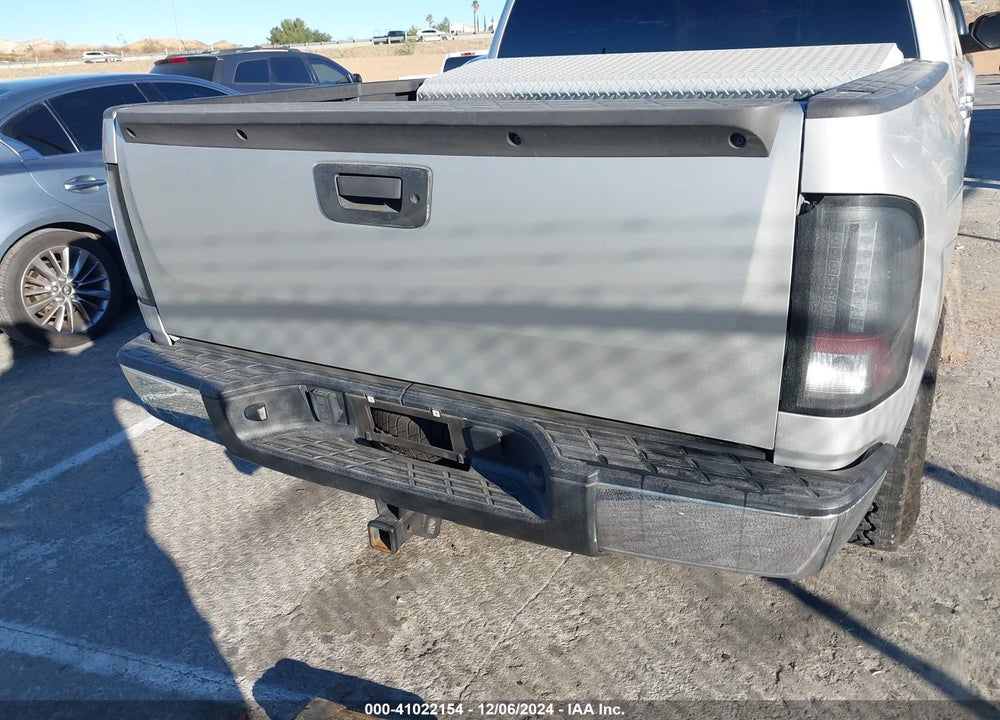 2011 CHEVROLET SILVERADO 1500 LT VIN: 3GCPCSE03BG361702