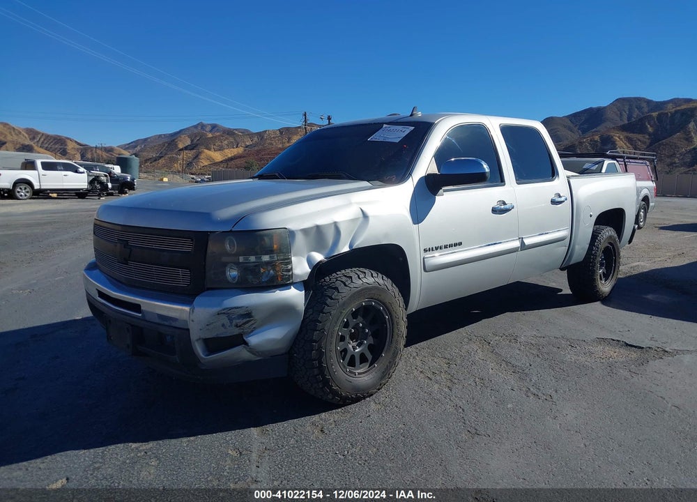 2011 CHEVROLET SILVERADO 1500 LT VIN: 3GCPCSE03BG361702