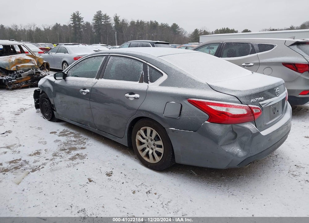 2017 NISSAN ALTIMA VIN: 1N4AL3AP5HN365884