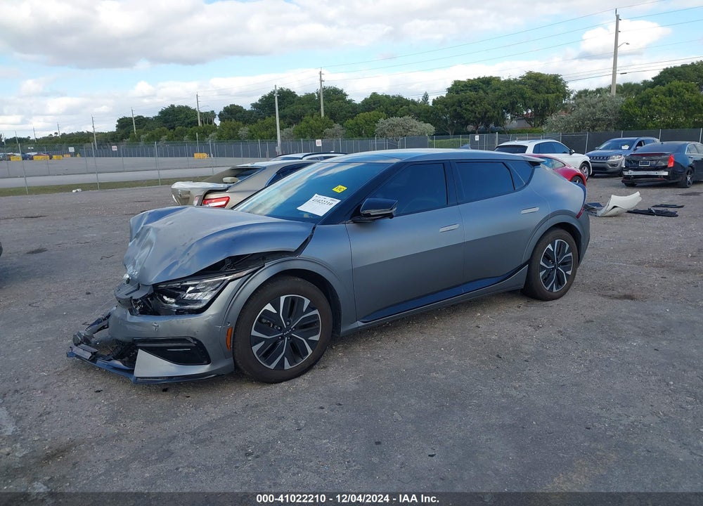 2024 KIA EV6 GT LINE VIN: KNDC44LA8R5204705