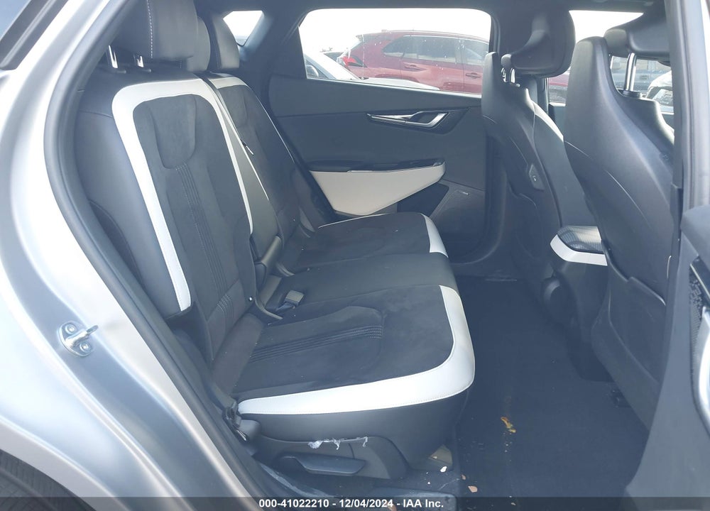 2024 KIA EV6 GT LINE VIN: KNDC44LA8R5204705