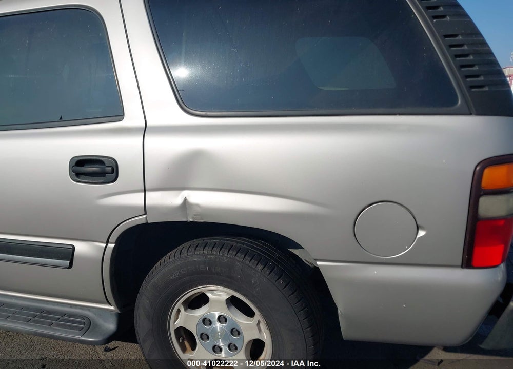 2004 CHEVROLET TAHOE LS VIN: 1GNEC13V04R218989
