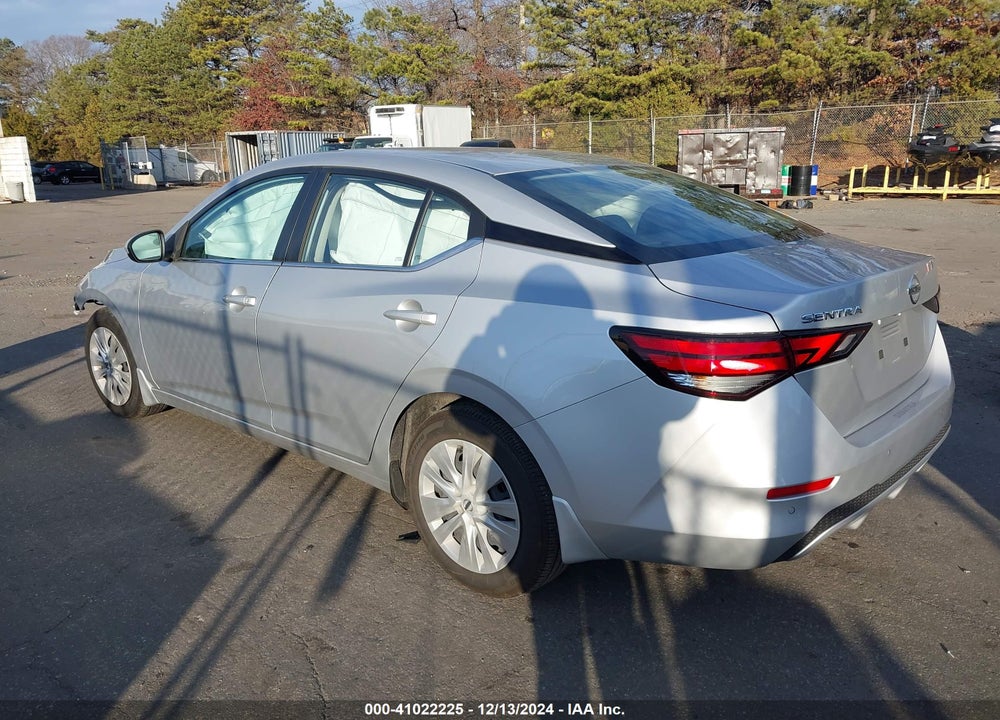 2022 NISSAN SENTRA S XTRONIC CVT VIN: 3N1AB8BV5NY229585