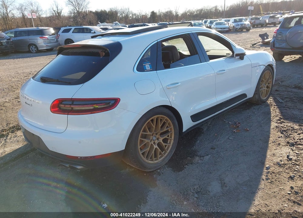 2015 PORSCHE MACAN S VIN: WP1AB2A59FLB74160