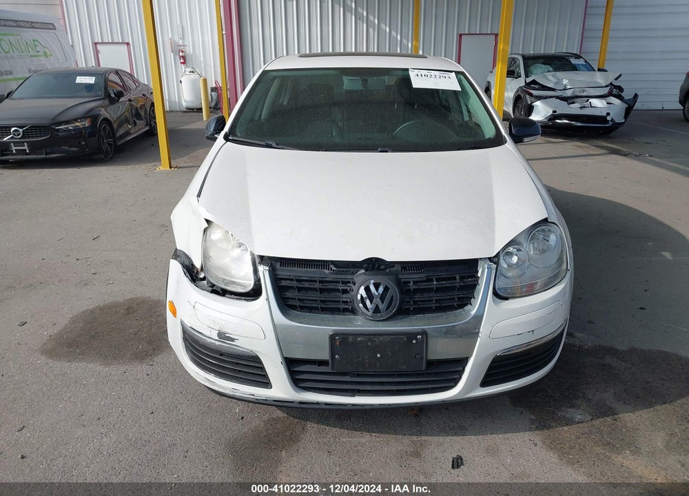 2010 VOLKSWAGEN JETTA LIMITED EDITION VIN: 3VWRZ7AJ8AM164380