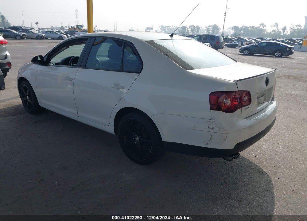 2010 VOLKSWAGEN JETTA LIMITED EDITION VIN: 3VWRZ7AJ8AM164380