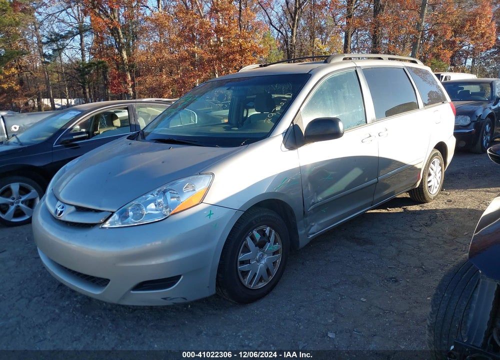 2010 TOYOTA SIENNA LE VIN: 5TDKK4CC9AS297610