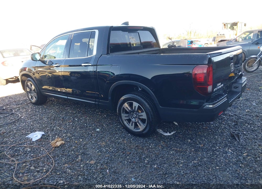 2018 HONDA RIDGELINE RTL-E VIN: 5FPYK3F7XJB013514