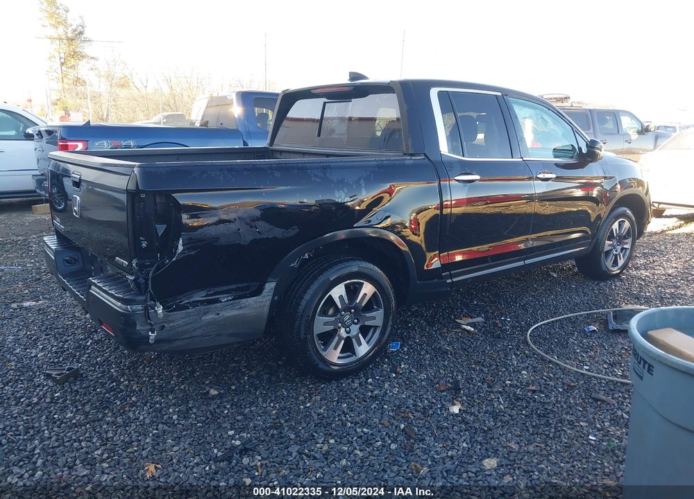 2018 HONDA RIDGELINE RTL-E VIN: 5FPYK3F7XJB013514
