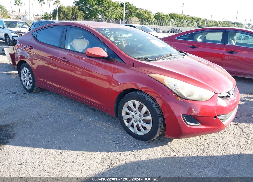 2013 HYUNDAI ELANTRA GLS VIN: KMHDH4AE6DU538482