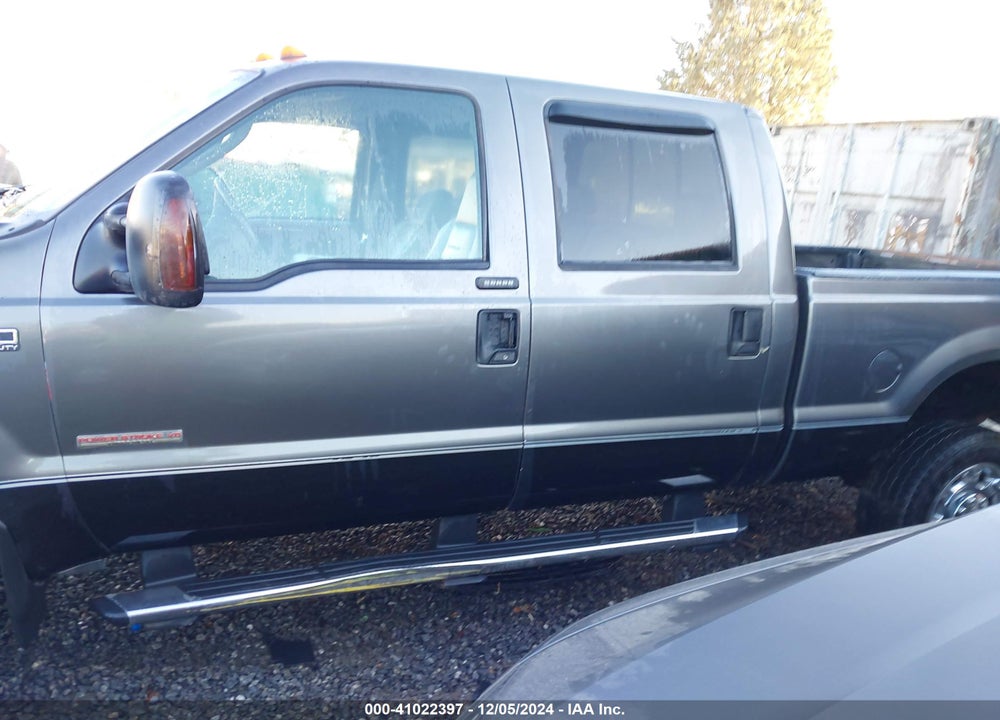 2004 FORD F-350 LARIAT/XL/XLT VIN: 1FTSW31P04EA62110