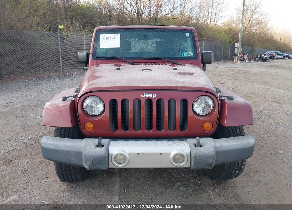 2008 JEEP WRANGLER UNLIMITED SAHARA VIN: 1J4GA59168L512385