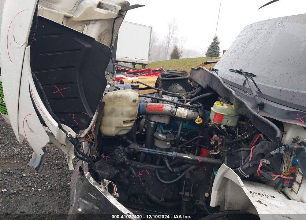2002 INTERNATIONAL 4000 4400 VIN: 1HTMKAAM72H389777