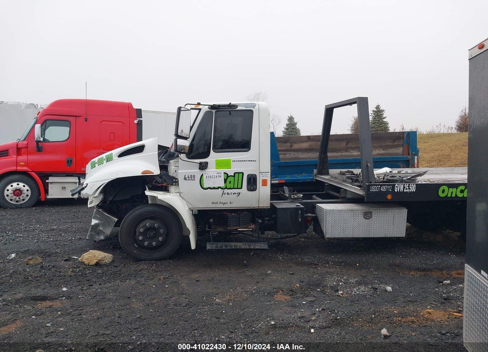 2002 INTERNATIONAL 4000 4400 VIN: 1HTMKAAM72H389777