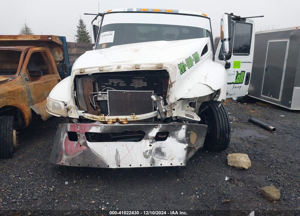 2002 INTERNATIONAL 4000 4400 VIN: 1HTMKAAM72H389777