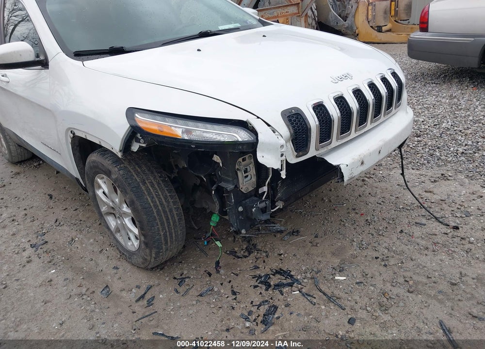2016 JEEP CHEROKEE LATITUDE VIN: 1C4PJMCBXGW245895