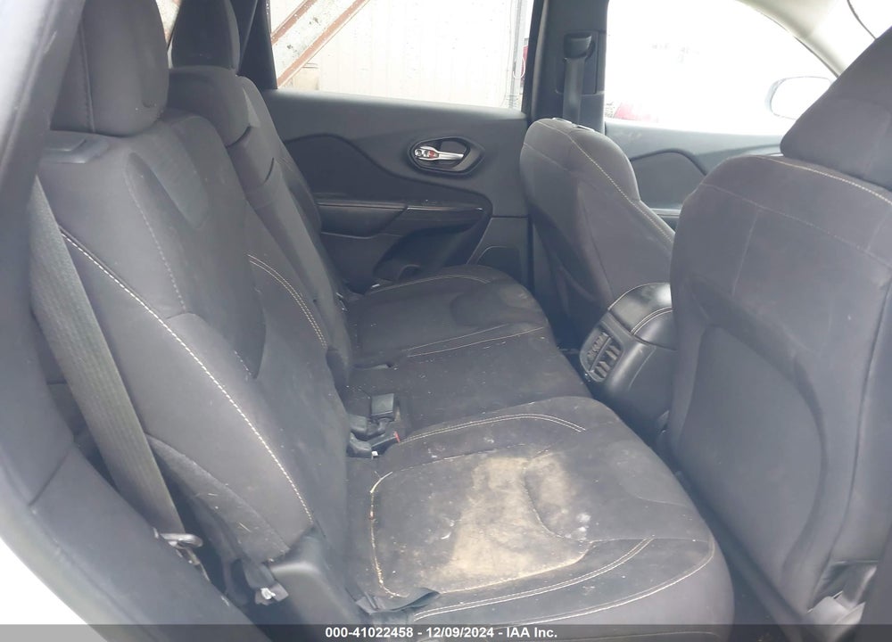 2016 JEEP CHEROKEE LATITUDE VIN: 1C4PJMCBXGW245895