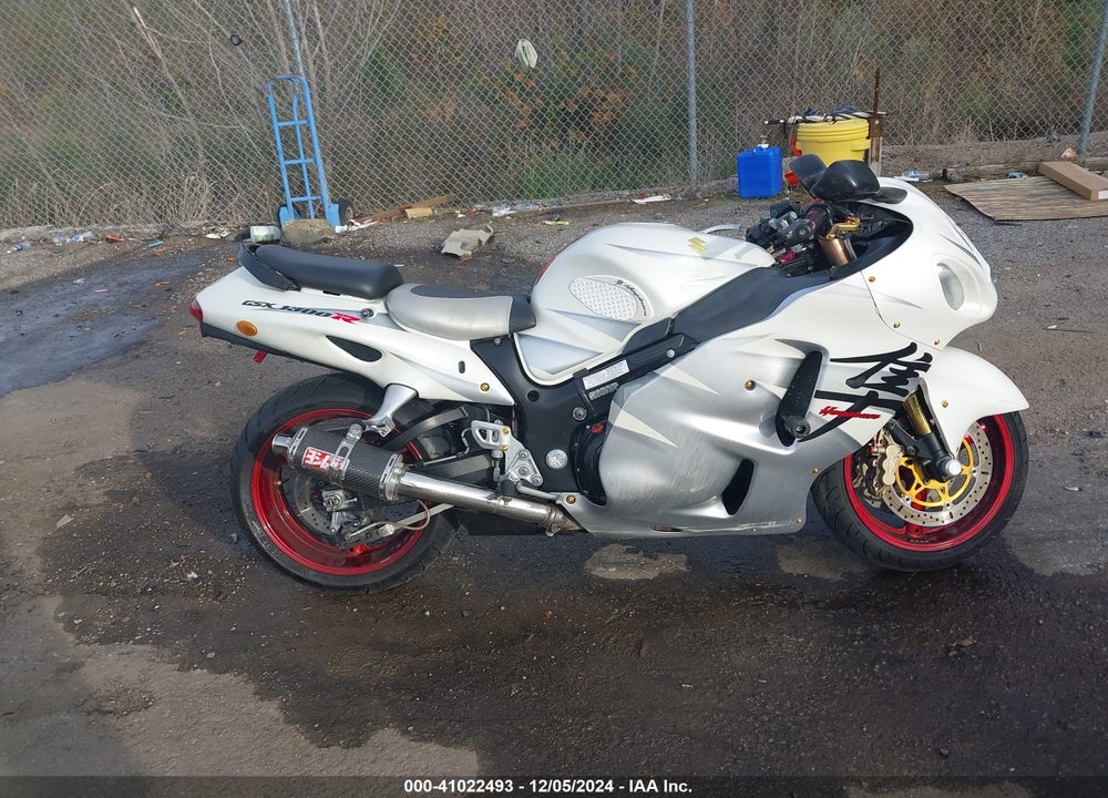 2006 SUZUKI GSX1300 R VIN: JS1GW71A562113107