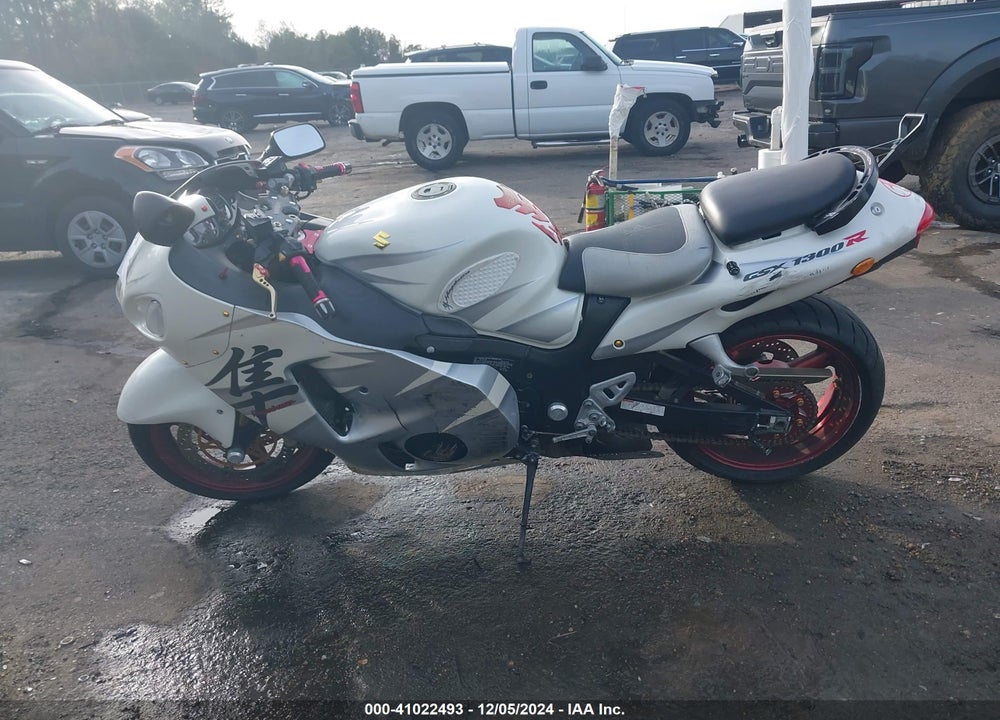 2006 SUZUKI GSX1300 R VIN: JS1GW71A562113107
